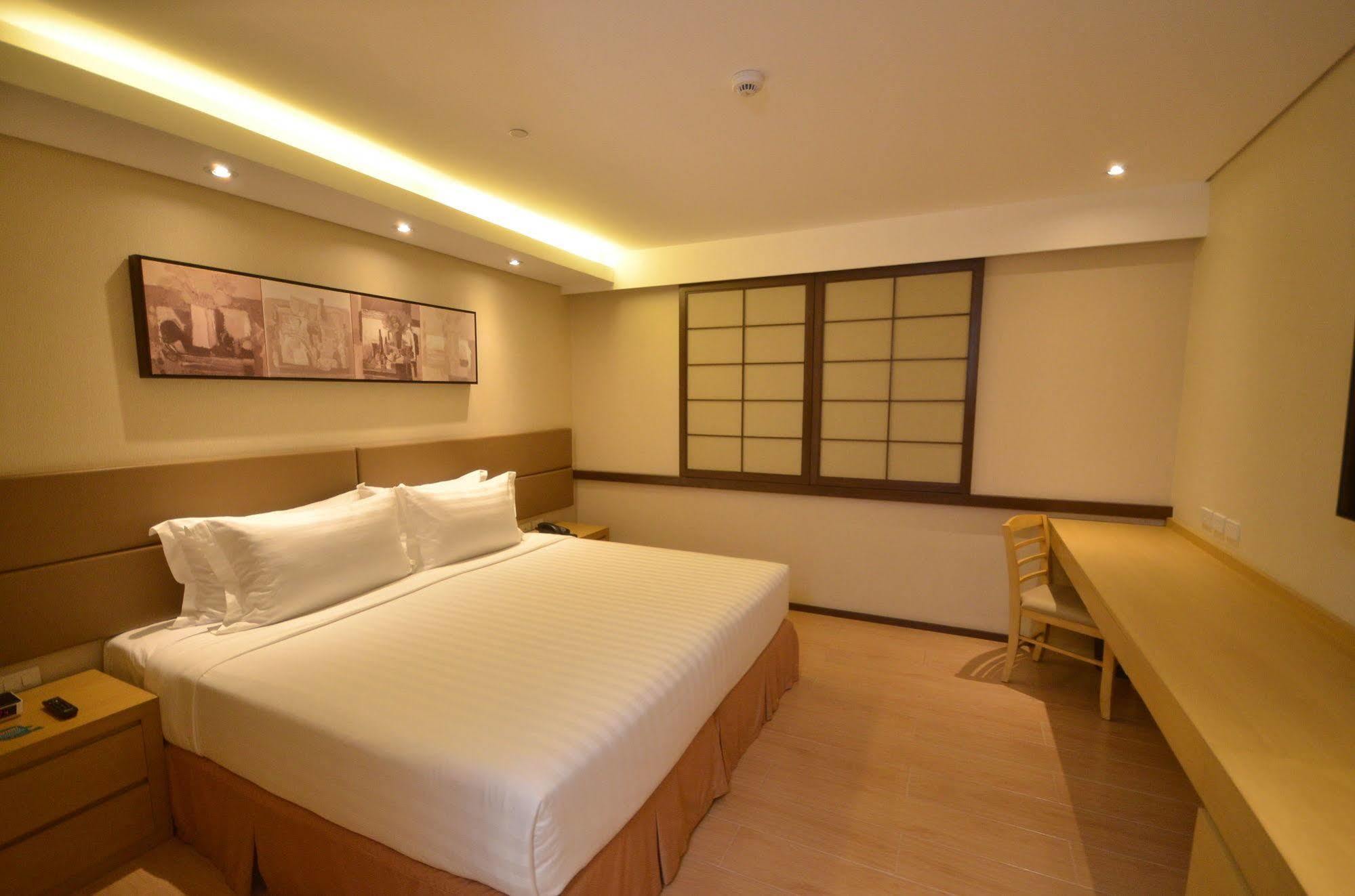 Jinjiang Inn - Makati Makati City Exterior foto